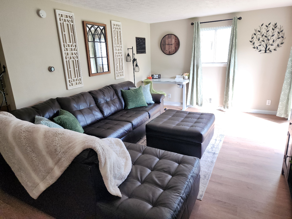 Updated 2/1 Home, Walk to Beach - Photo 10