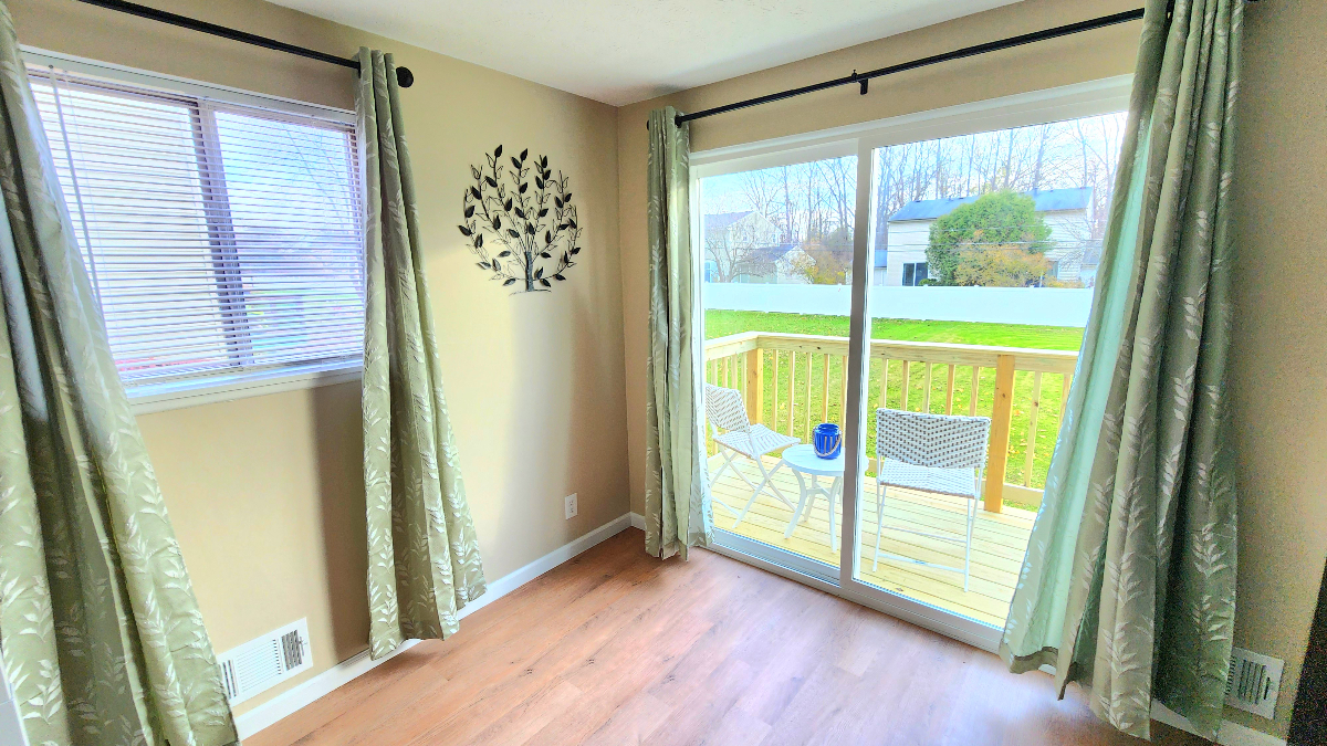 Updated 2/1 Home, Walk to Beach - Photo 9