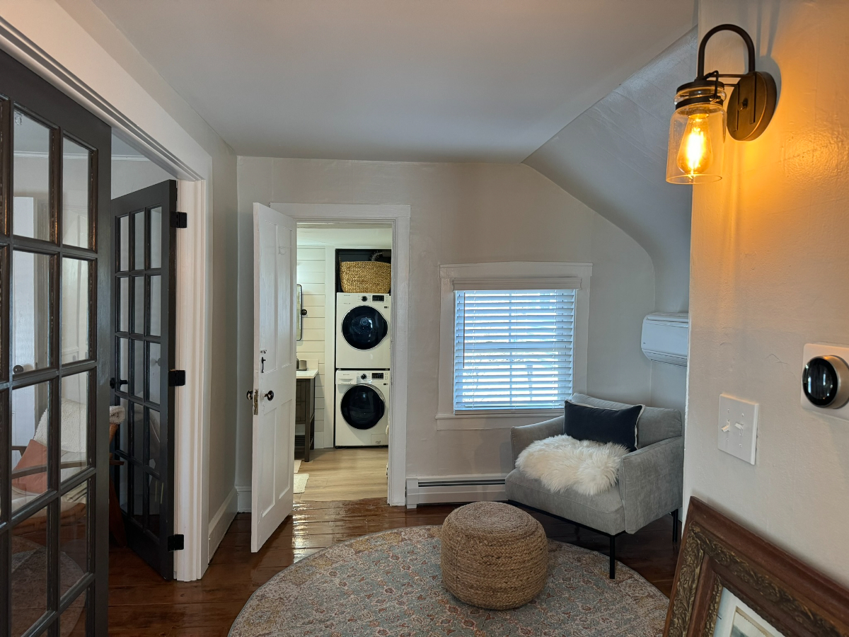 Cozy Apartment near Arts District/Lake/Church Street Marketplace - Photo 5