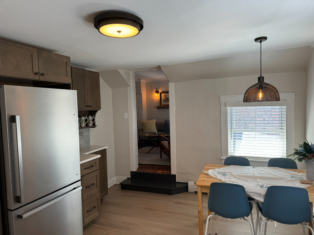 Cozy Apartment near Arts District/Lake/Church Street Marketplace - Photo 9