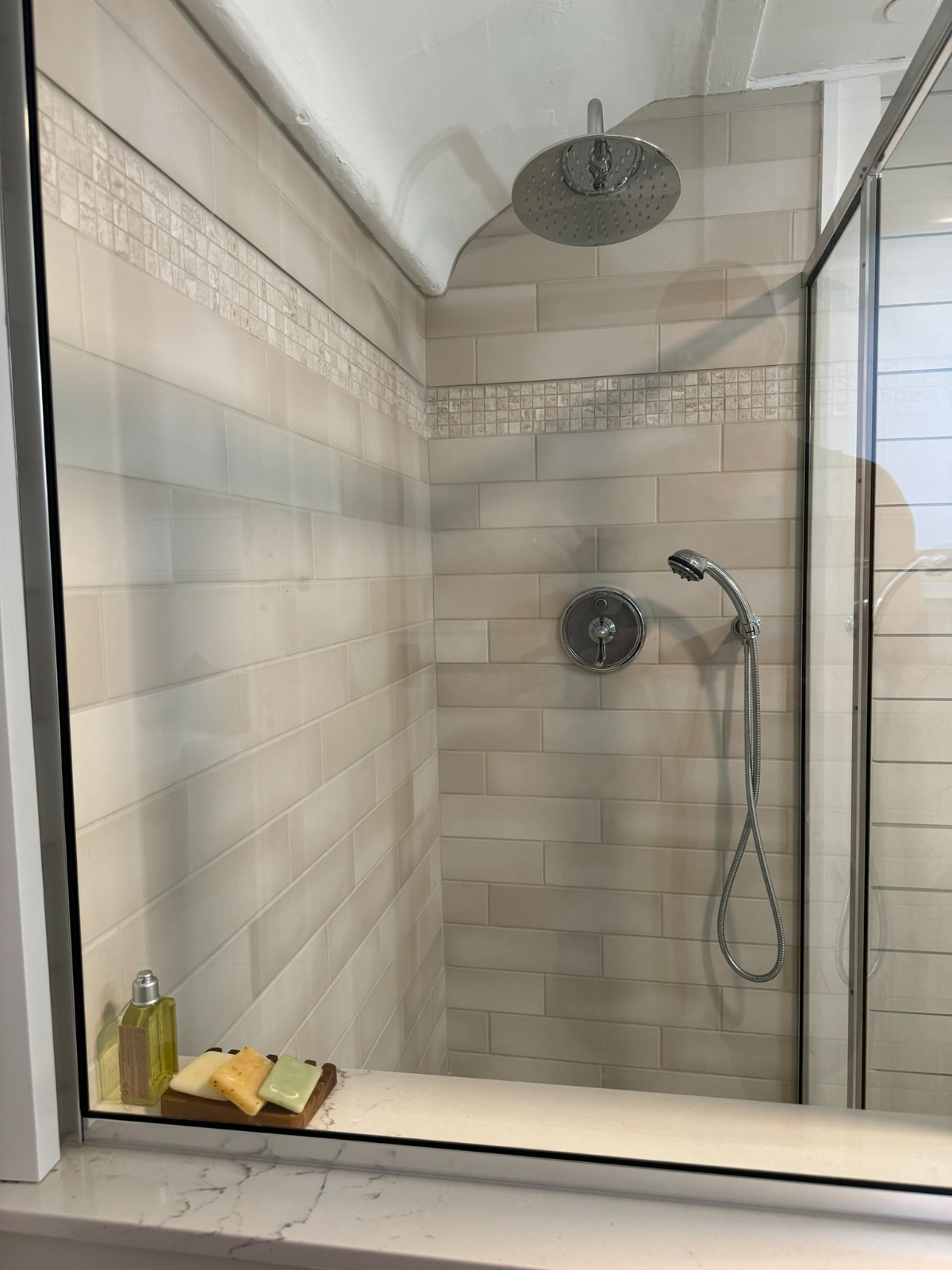 Cozy Apartment near Arts District/Lake/Church Street Marketplace - Photo 11