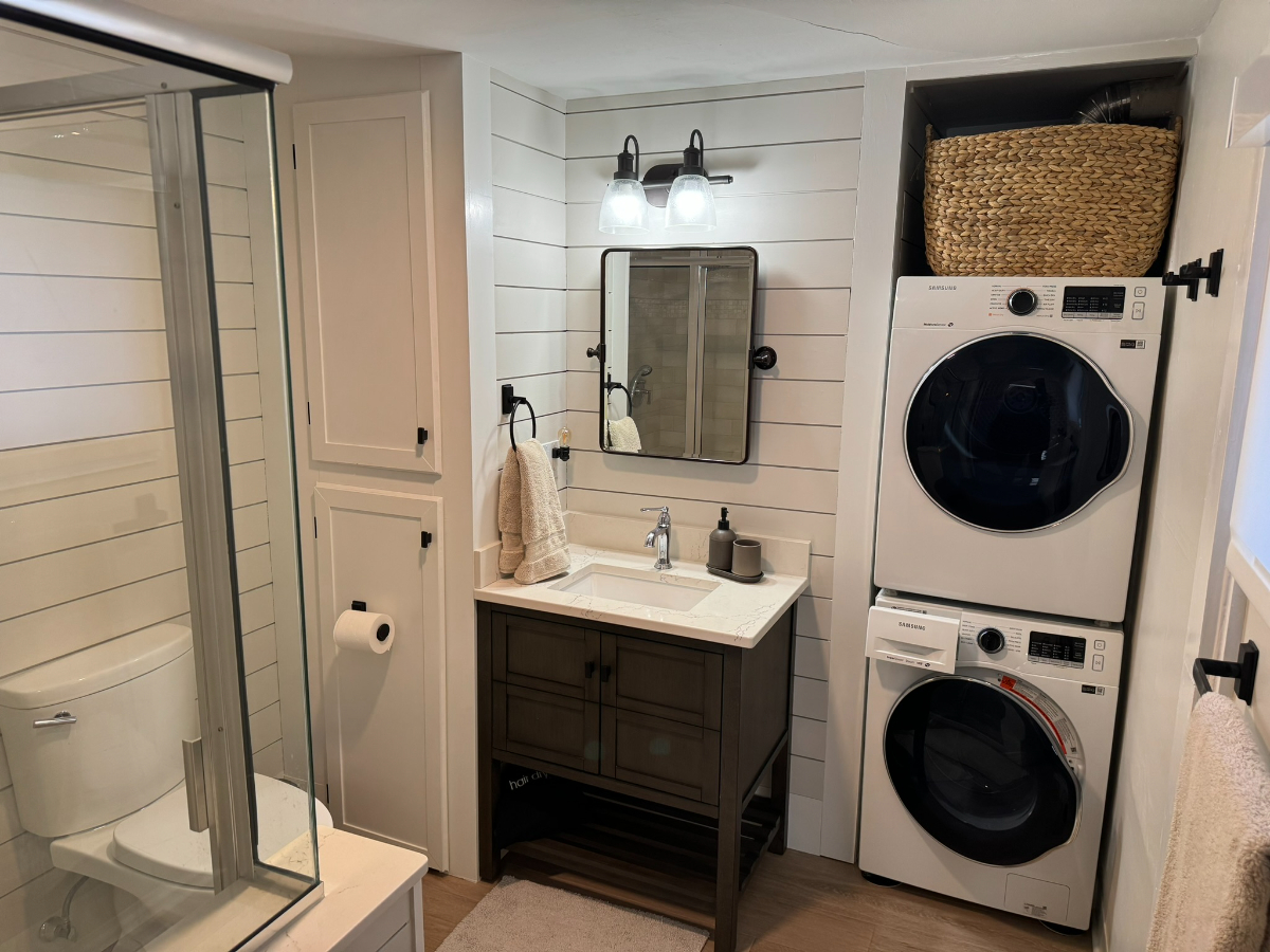 Cozy Apartment near Arts District/Lake/Church Street Marketplace - Photo 10