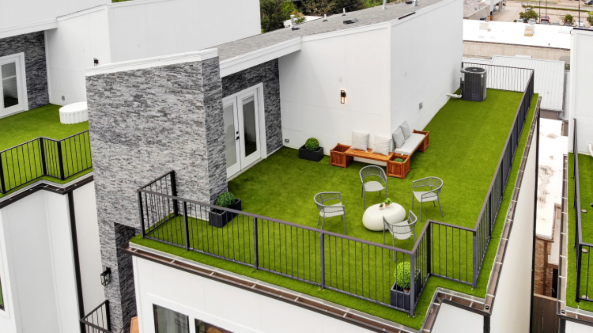 Newly Constructed Winsome Village B - Galleria Area - Photo 2