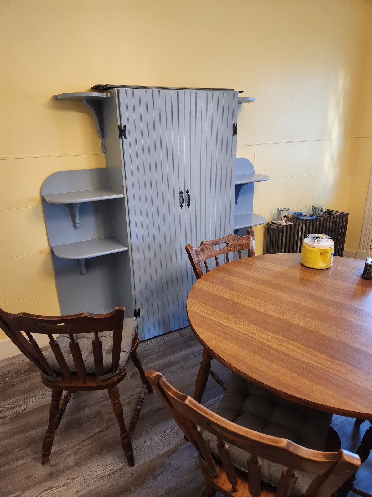 Renovated two bedroom, & Cozy Front Porch - Photo 5