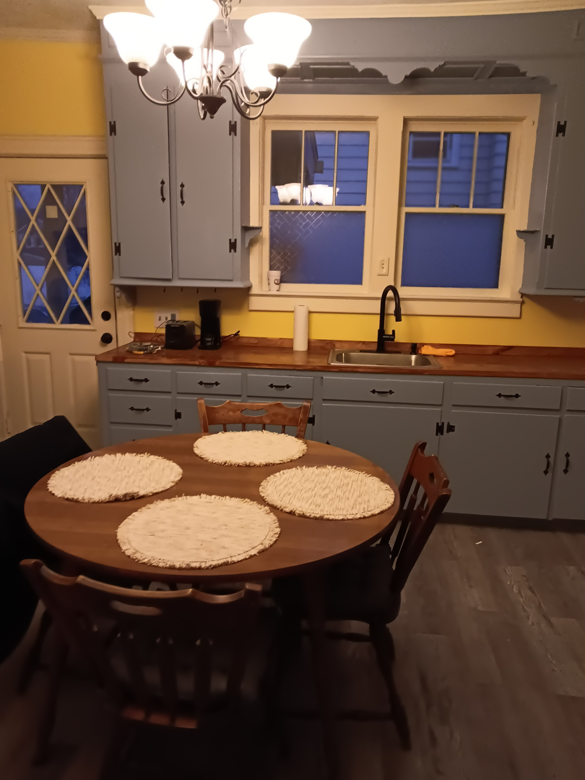 Renovated two bedroom, & Cozy Front Porch - Photo 1