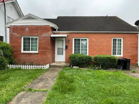 Red House on the Southside - Photo 1