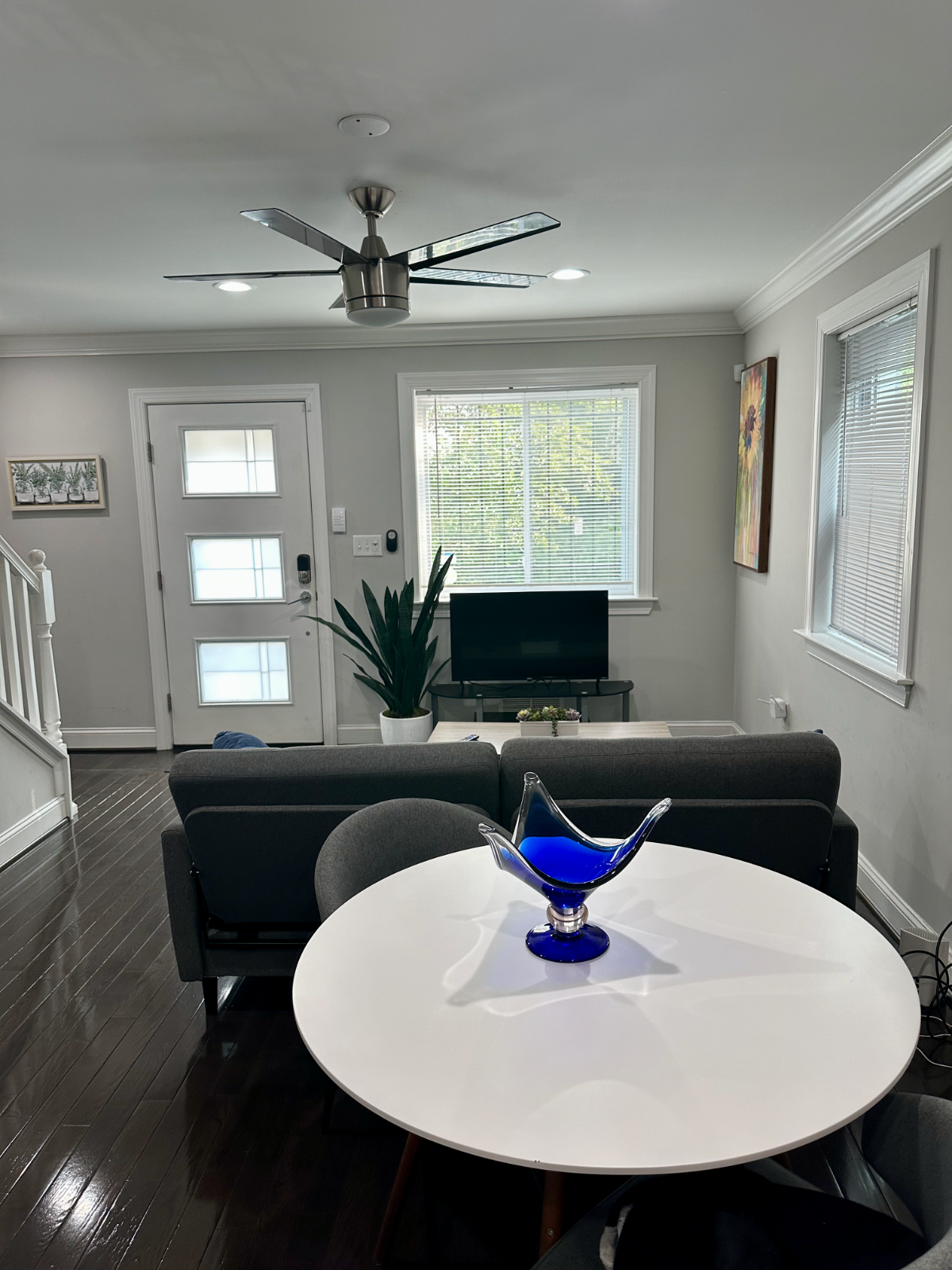 Cozy 3 Bed/2.5 Bathroom Home in SE Washington DC - Photo 3