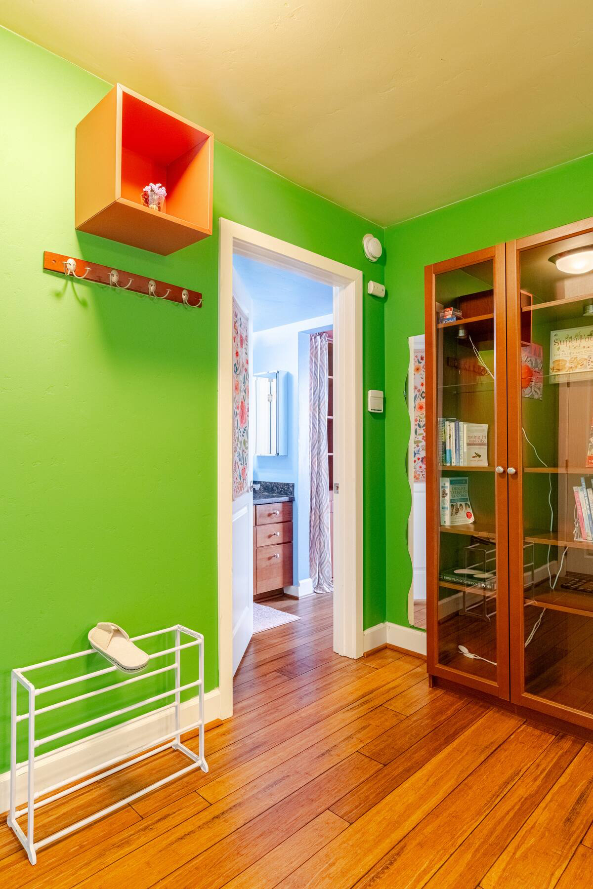Sweet Joyful Home with Pool & Gym-Steps from UCLA - Photo 4