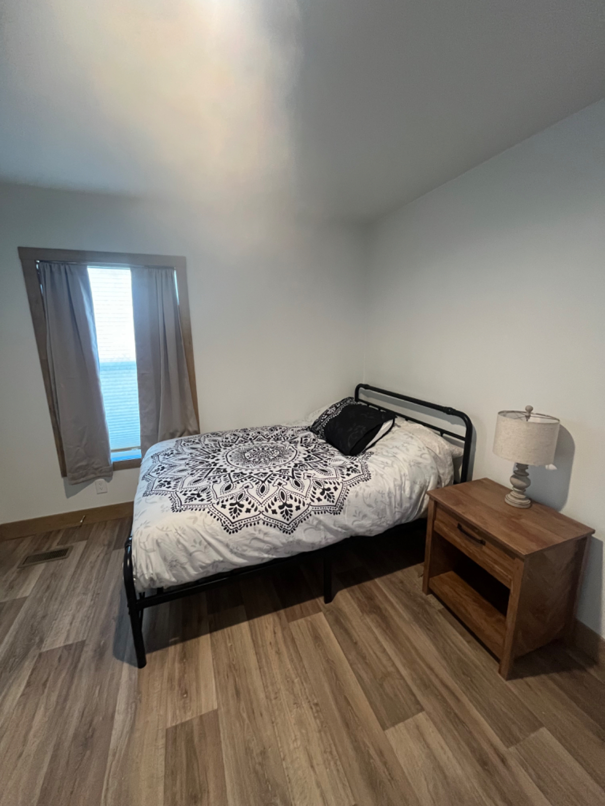 Cozy Cottage 3 Bed 2 Bath in Douglas - Photo 6