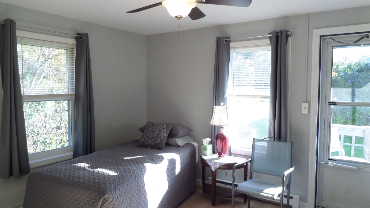 Vermont Mid-Term Rental, Private, for one person. - Photo 2
