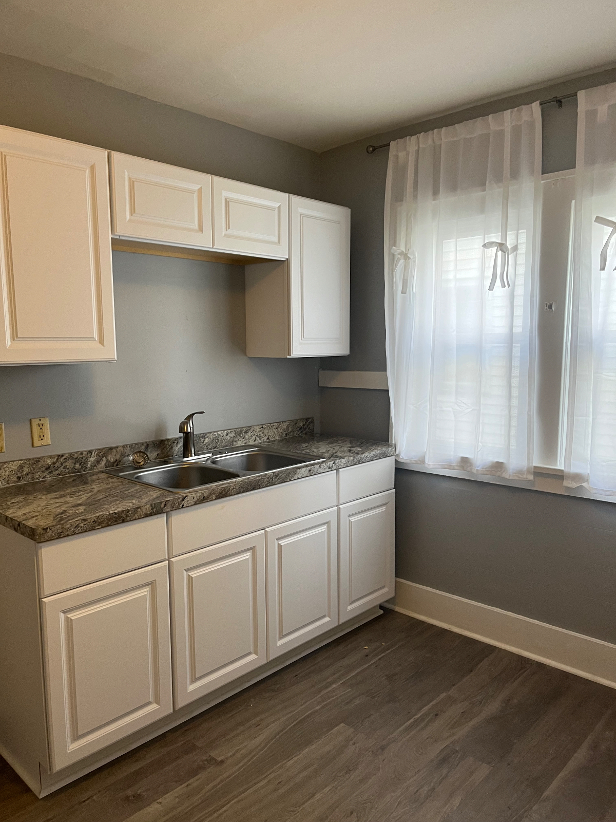 URMC area - Photo 8