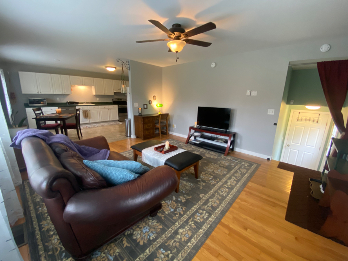 Countryside Oasis 1 Bedroom Apartment near St. Albans - Photo 2