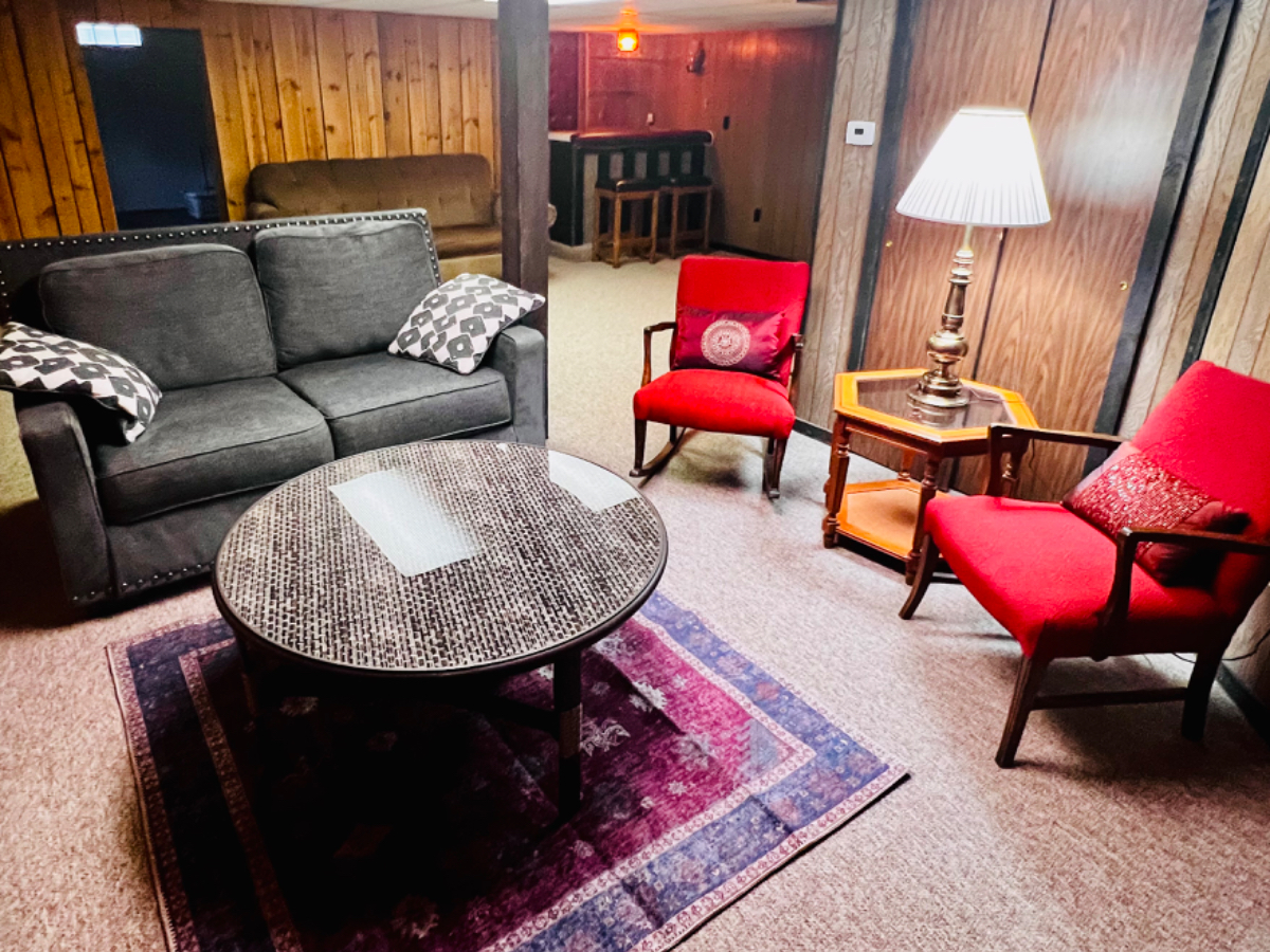 Apartment- lower level, private. Shared laundry.