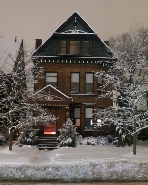 Cozy and Private One Bedroom Apartment Near... - Photo 4