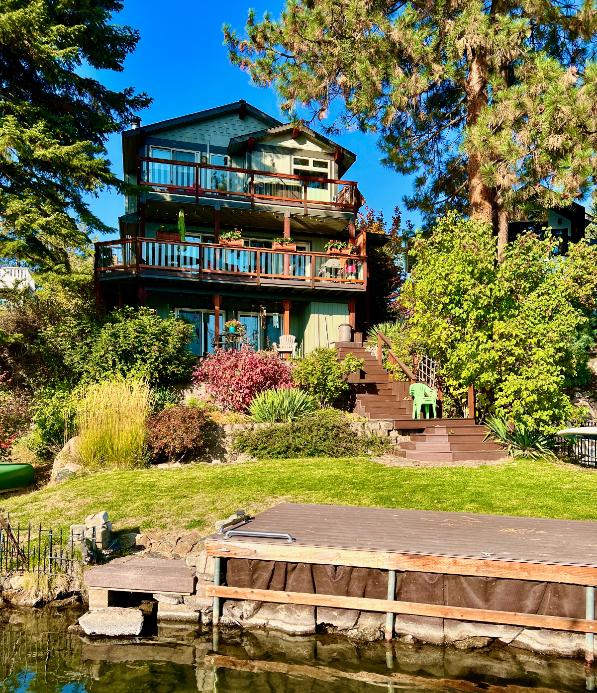 Beautiful Home On The River Near Downtown - Photo 2