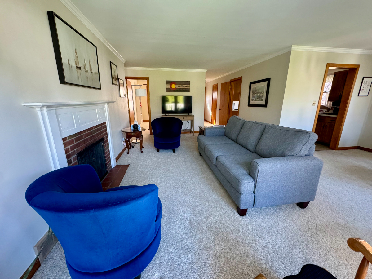 Charming Three Bed Ranch in Lewiston - Photo 5