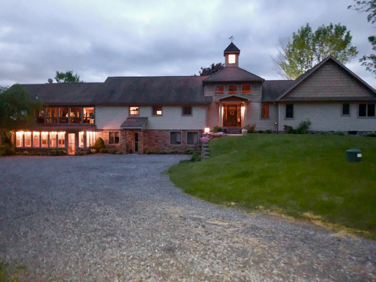 Guest apartment on horse farm near Saratoga Springs NY - Photo 2