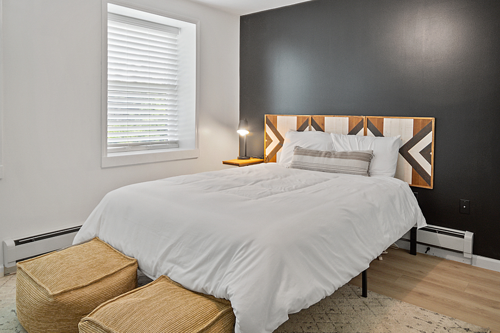 Designer Home by Ithaca College - Photo 8