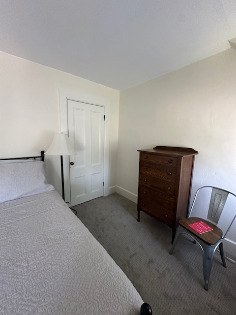 1 Bedroom Apartment with Kitchenette - Photo 7