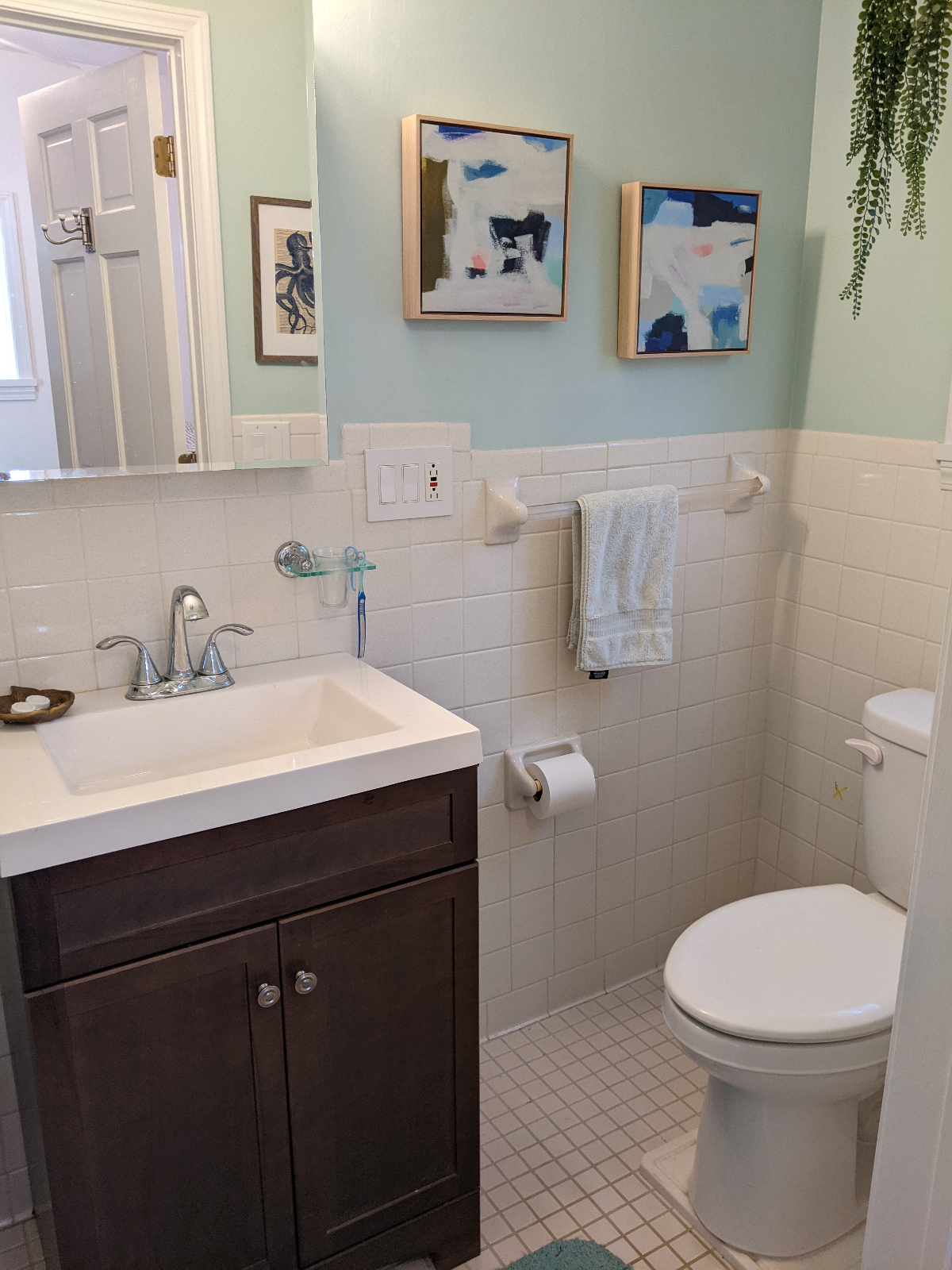 Cozy City Cottage - Photo 4