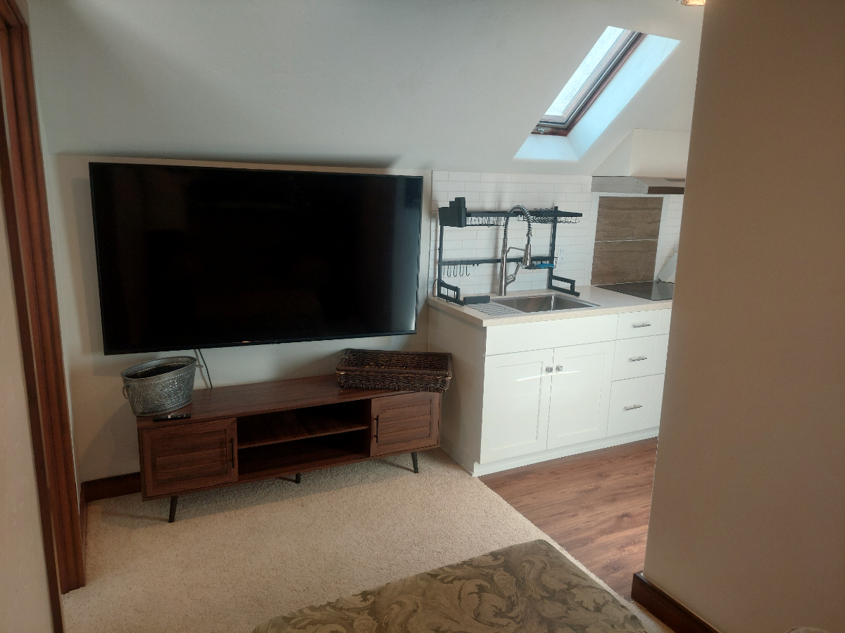 Private Unit in Mountain Pines - Photo 5