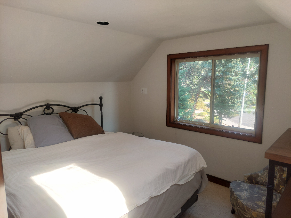 Private Unit in Mountain Pines - Photo 6