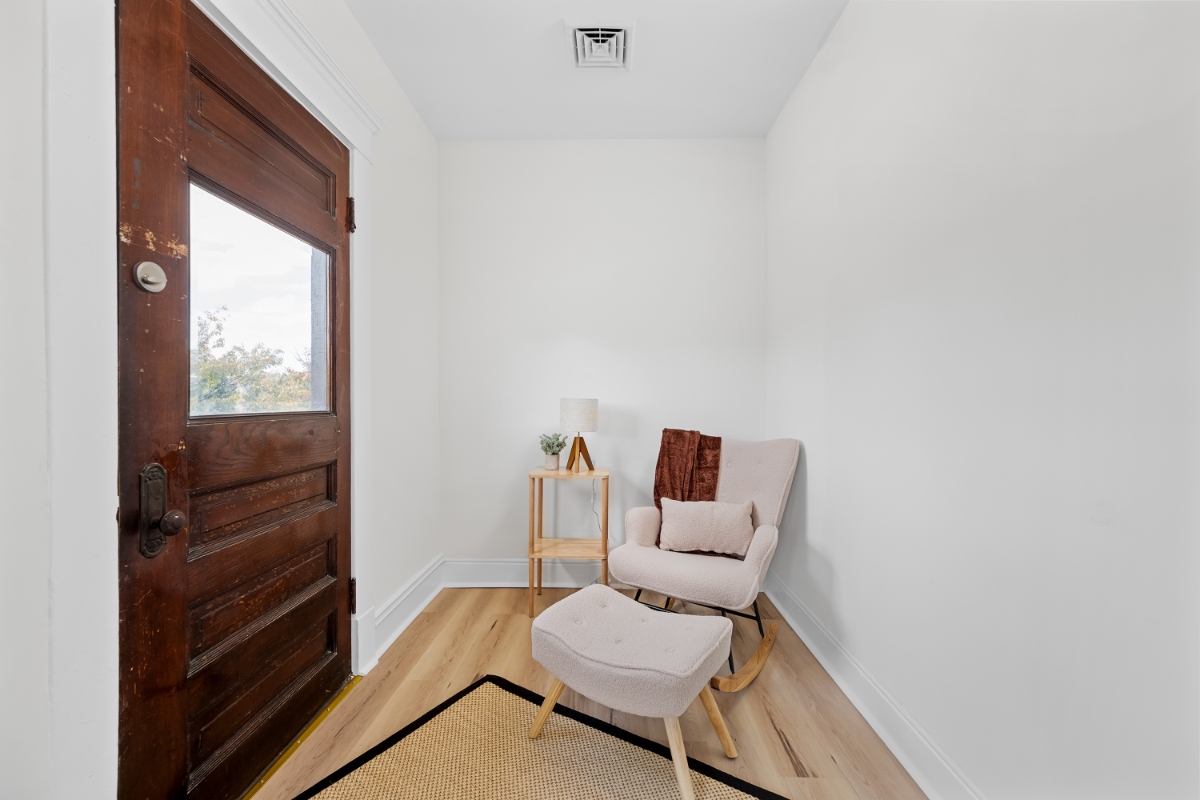 Brand New Modern 3 Bedroom Near Mercy Hospital - Photo 7