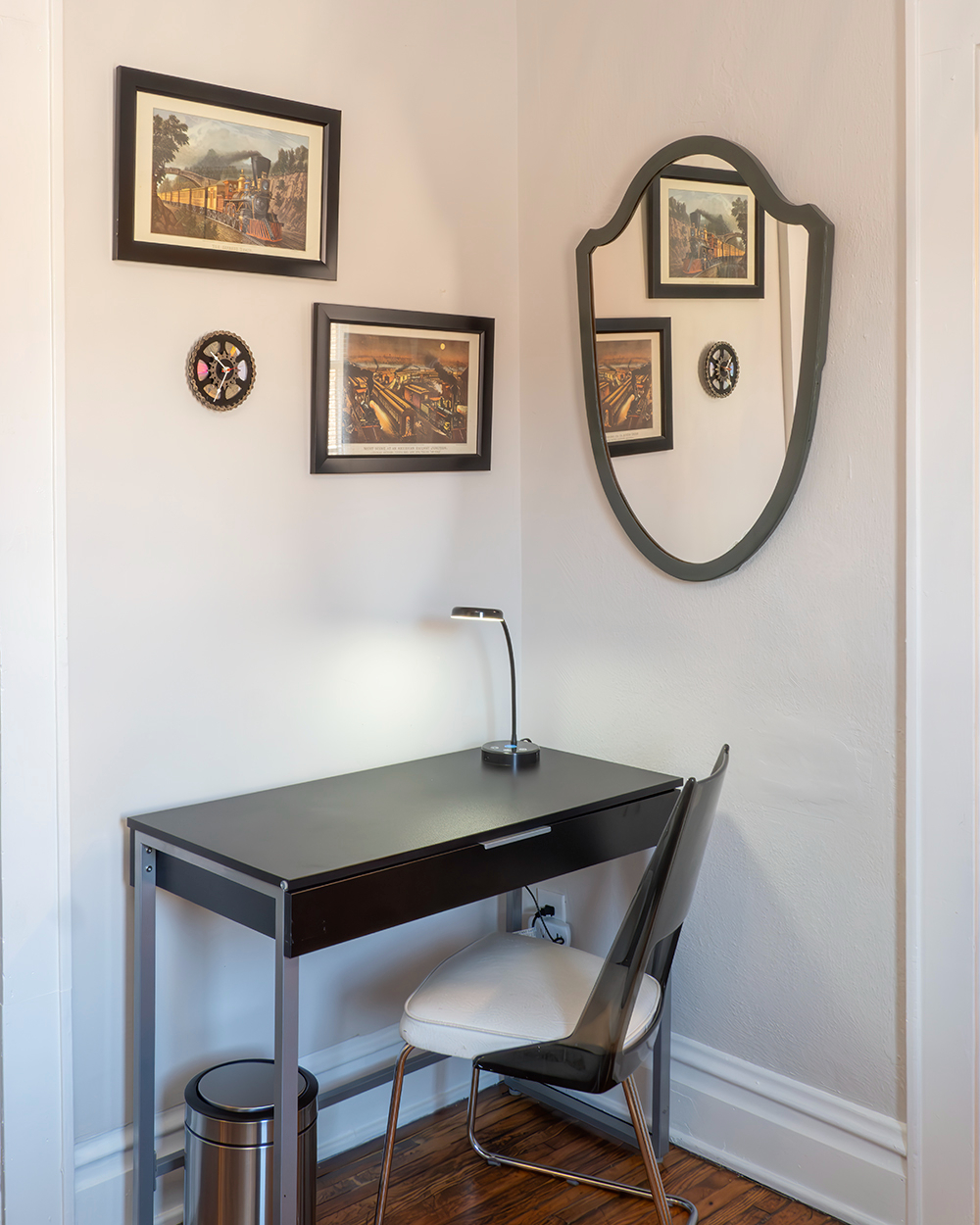 Two Twelve Temple Apartment 3 - Photo 3