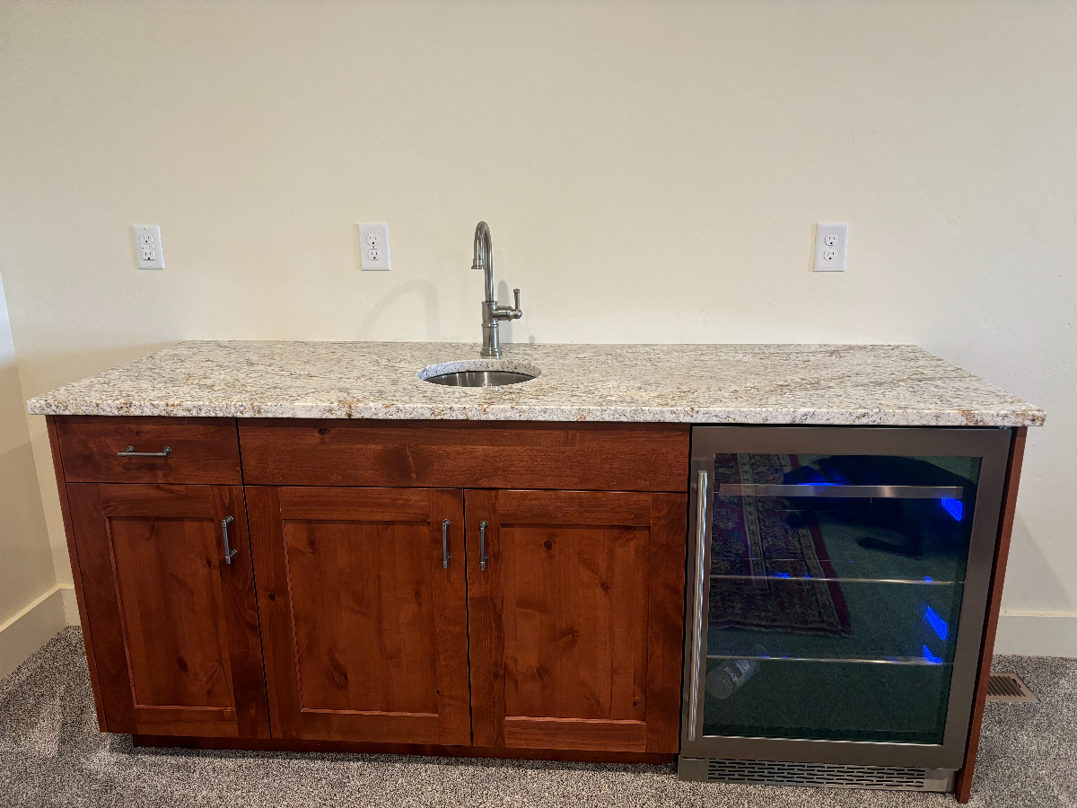Beautiful home next to Greenbelt and Silver Lake - Photo 4