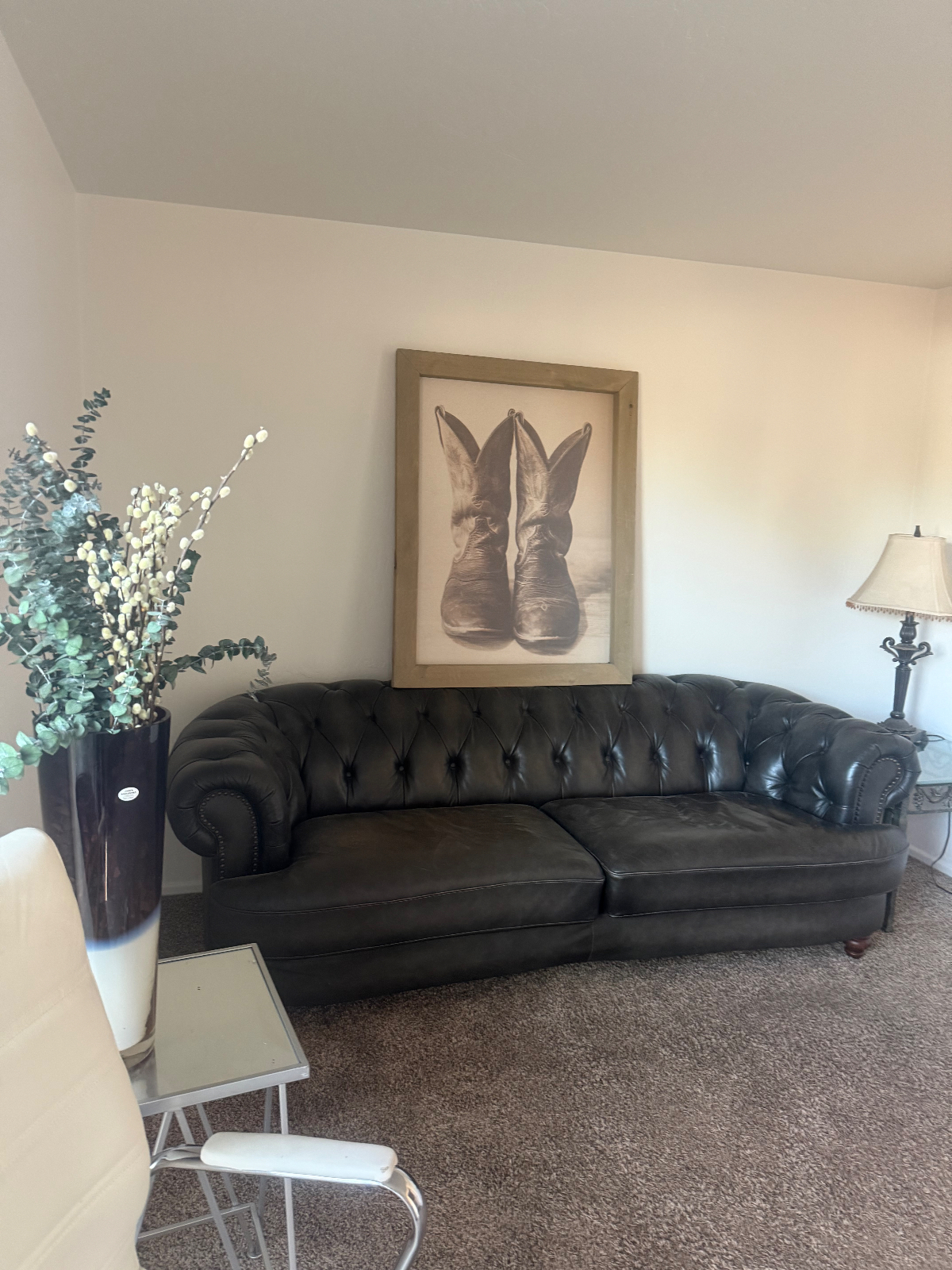 Spacious Duplex 2 bedroom one bath - Photo 5