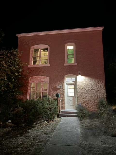 Historic Downtown Lander Home - Photo 10