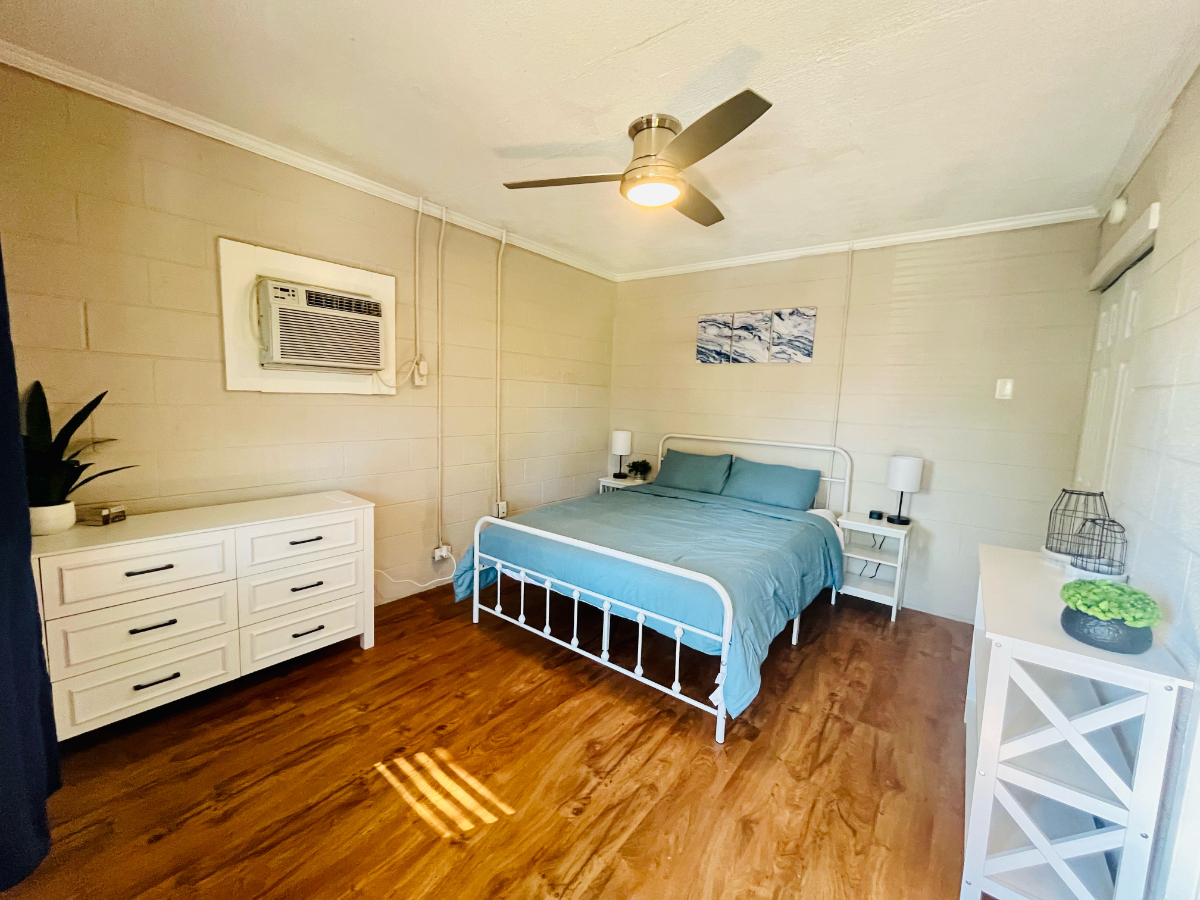 Downtown Living at it's Best - 1 Bed 1 Bath Apartment - Photo 8