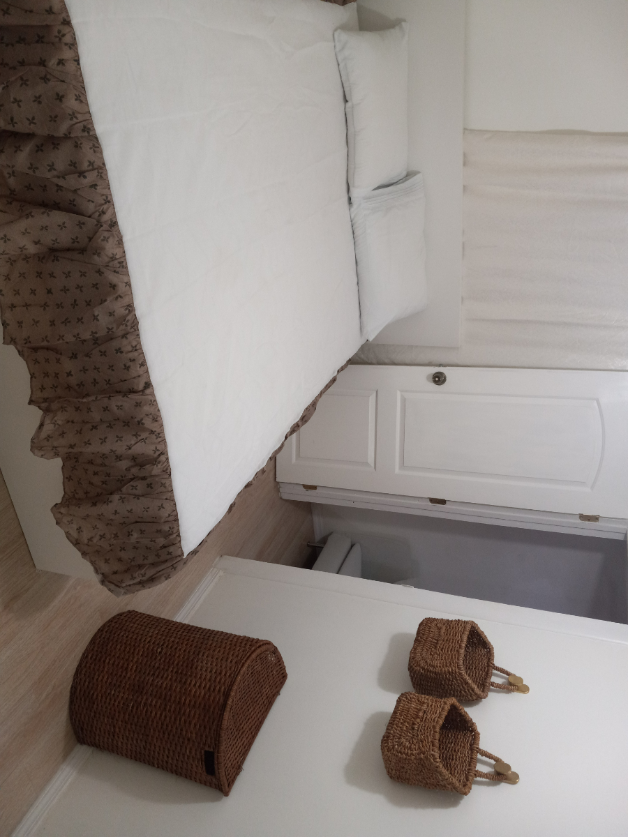 Fully Furnished Apartment - Photo 2