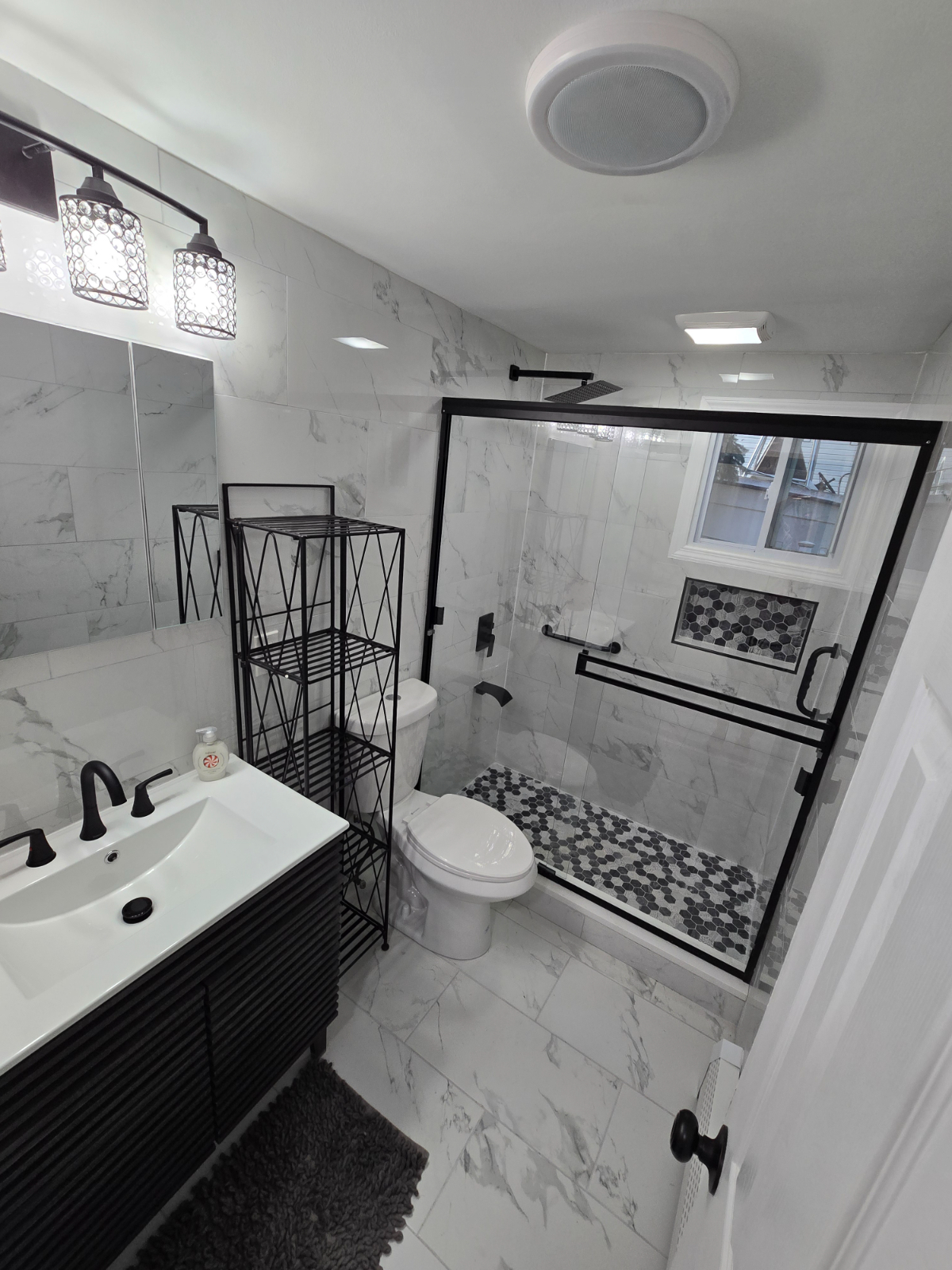 Private NEW 1 Bedroom - Photo 6