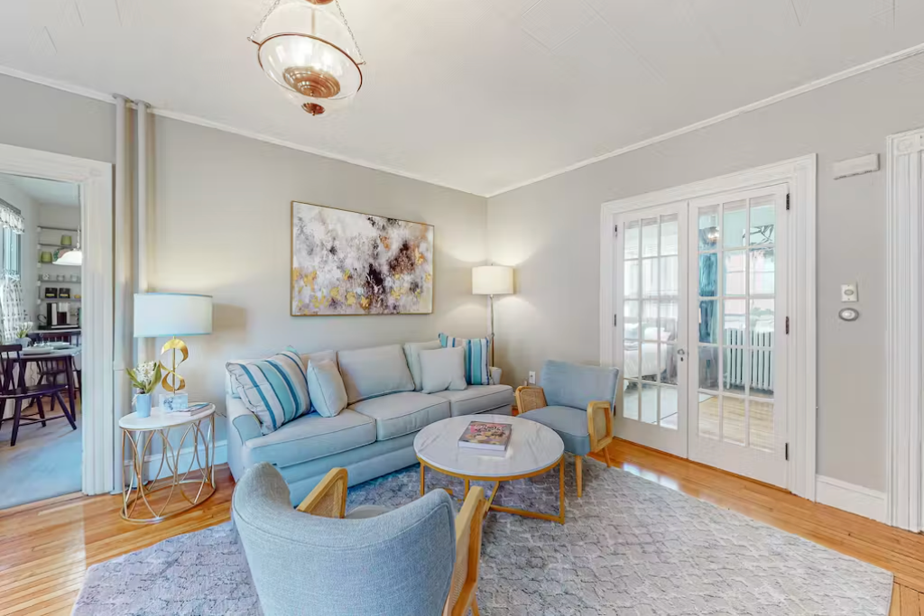 Inviting 1st Floor Apartment in Portland