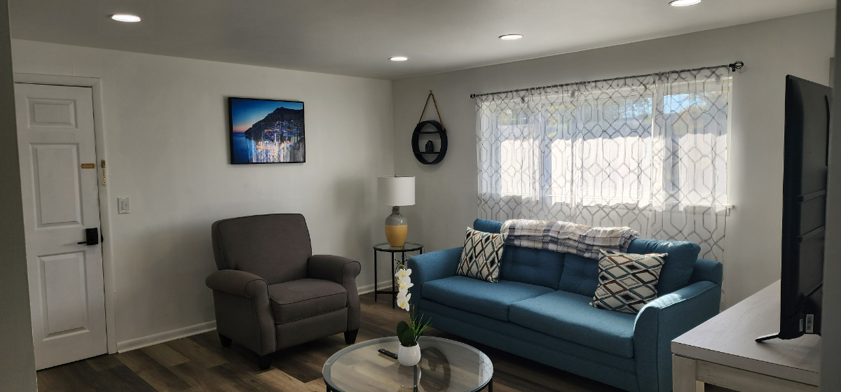 Charming 2-bedroom apartment in Vibrant Johnson City, near Lourdes, UHS and BU - Photo 2