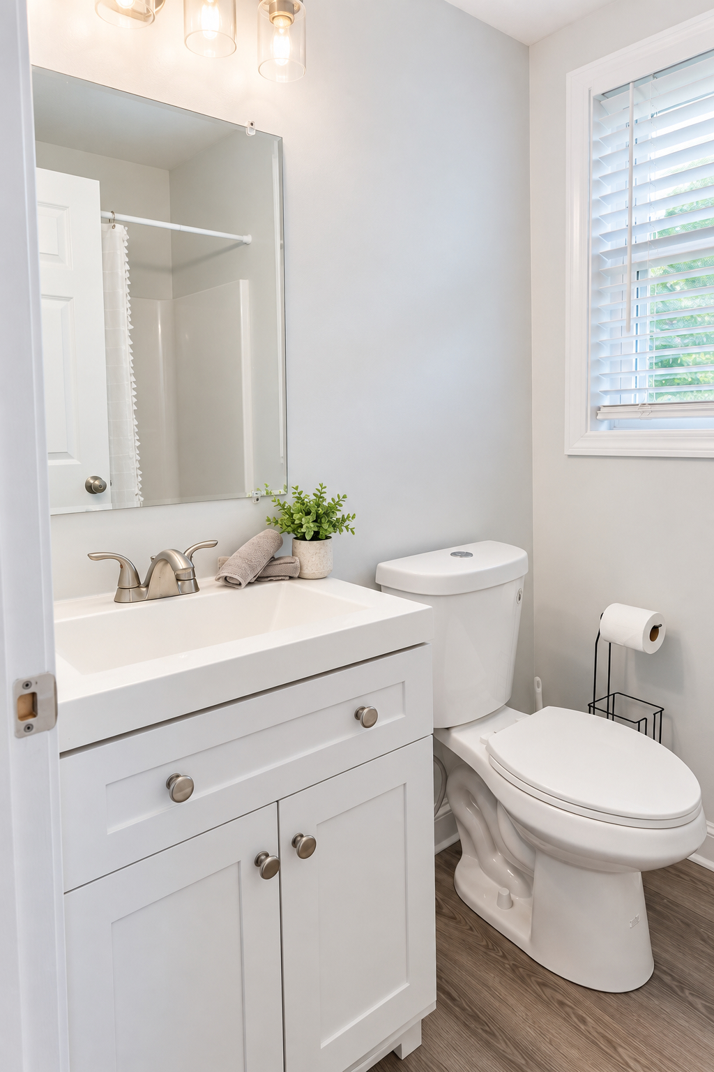 Burlington-3 BR, 2.5 Bath Spacious & Stylish Home - Photo 5