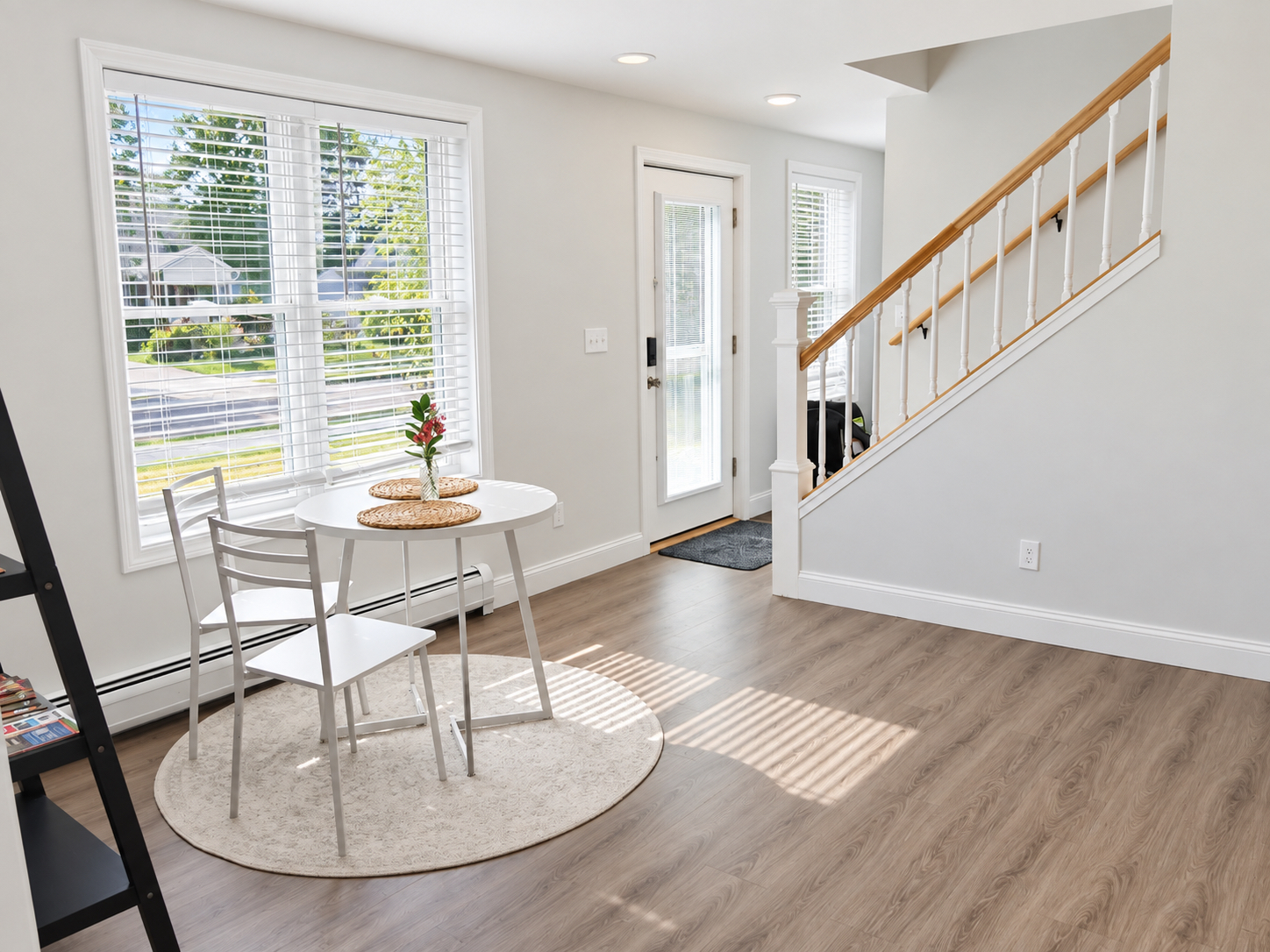 Burlington-3 BR, 2.5 Bath Spacious & Stylish Home - Photo 11