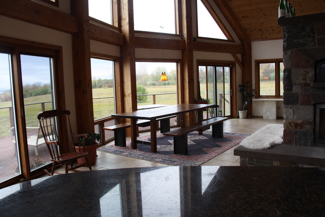 Beautiful 4 bedroom lake home, easy Burlington commute - Photo 10
