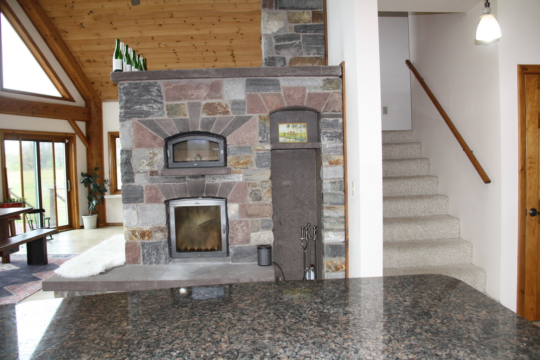 Beautiful 4 bedroom lake home, easy Burlington commute - Photo 11