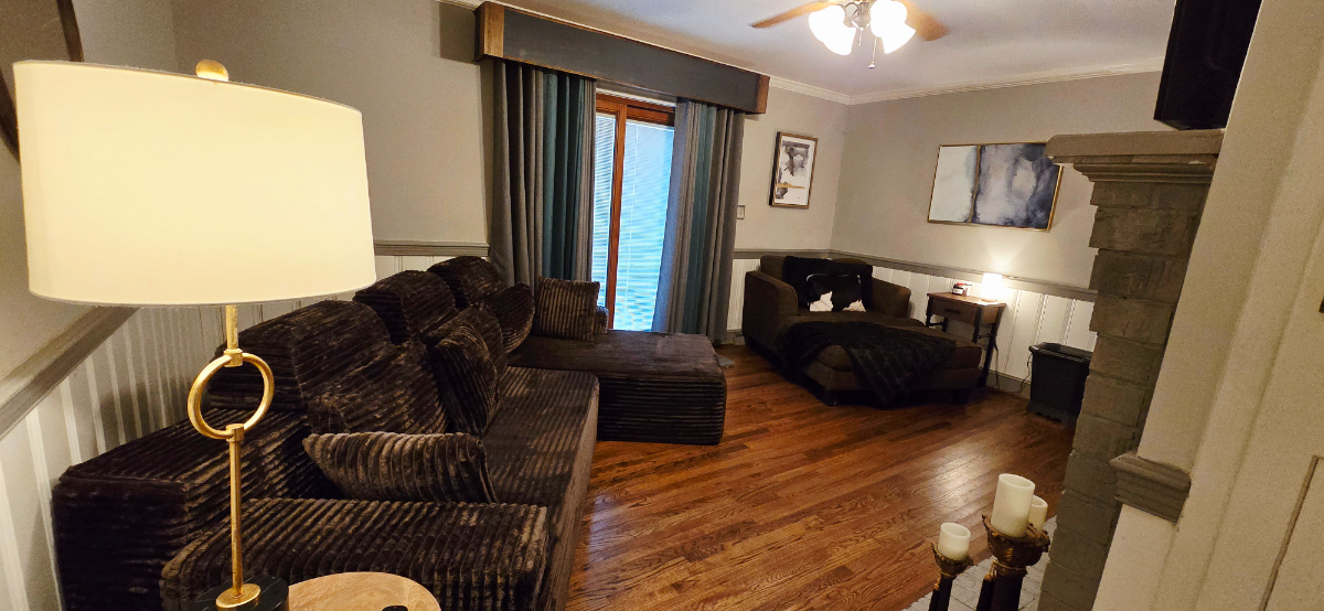 Jamie's Furnished 3 bedroom & 2 bath Home on a shady lot and fenced yard.  4 miles from ECU Health a - Photo 10
