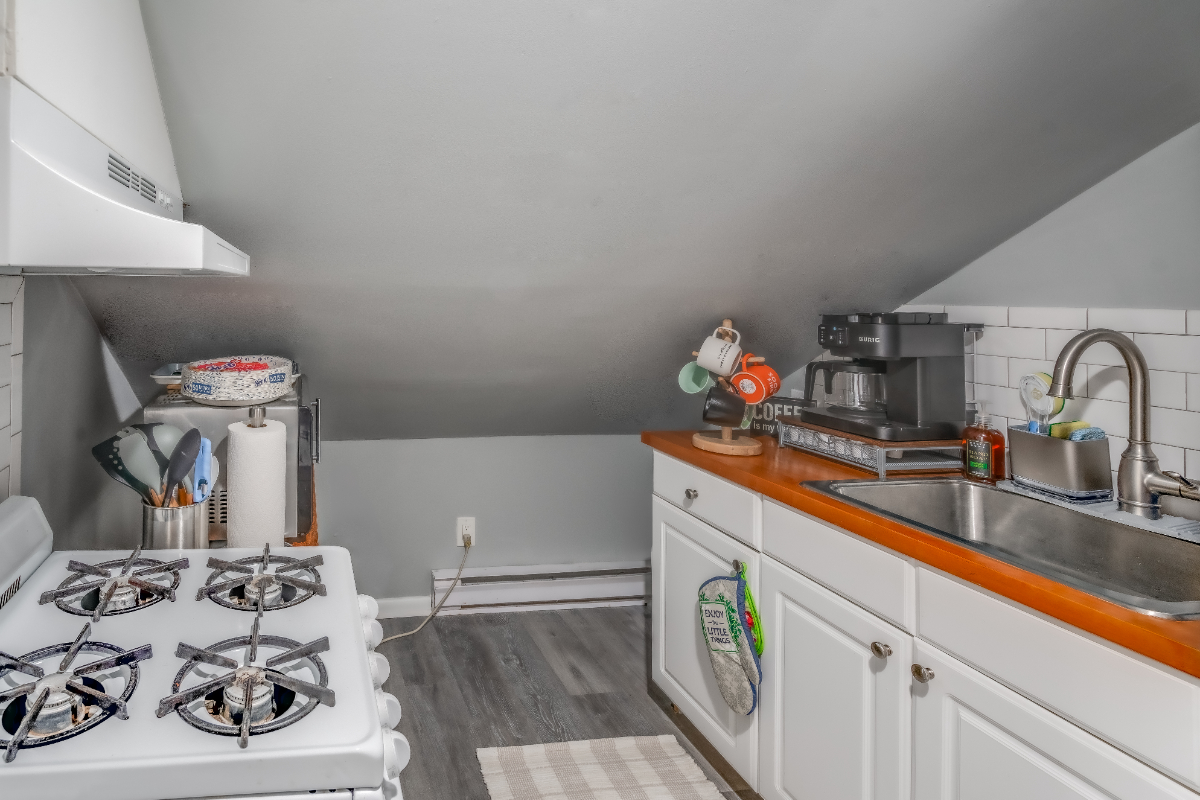 Hip and Cozy Studio - Photo 6