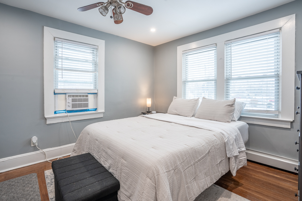 Hip and Cozy Studio - Photo 10