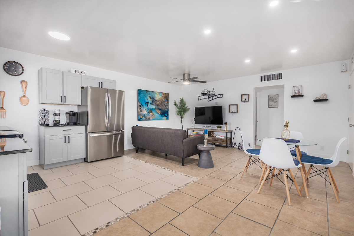 Tucson Gem - Serene 2BR/1BA Home with All Comforts - Photo 6