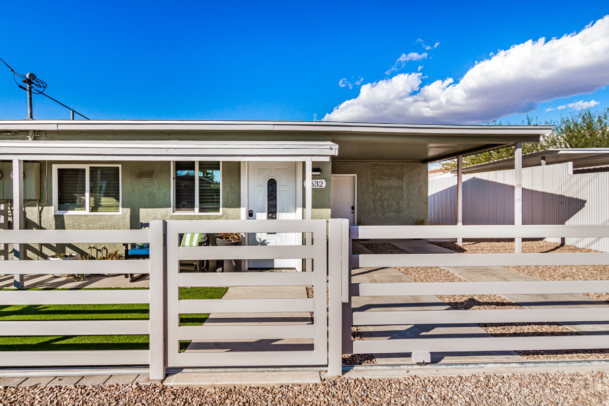 Tucson Gem - Serene 2BR/1BA Home with All Comforts