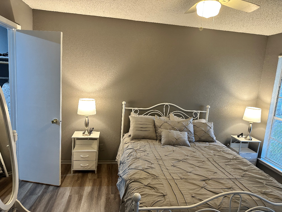 Near the Alamo, Corpus Cristy, Miltary City Usa (All Branches), and a Spacious Home, waiting for you - Photo 9