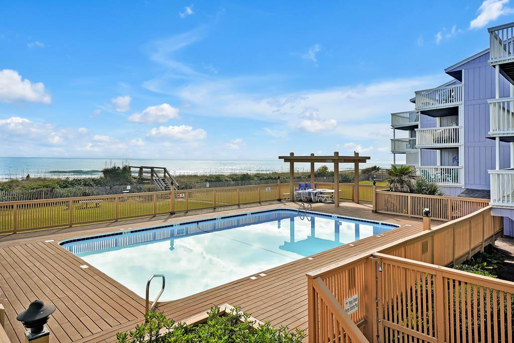 Sea Colony 4A- Celtic Seas OCEANFRONT WITH POOL & ELEVATOR - Photo 2