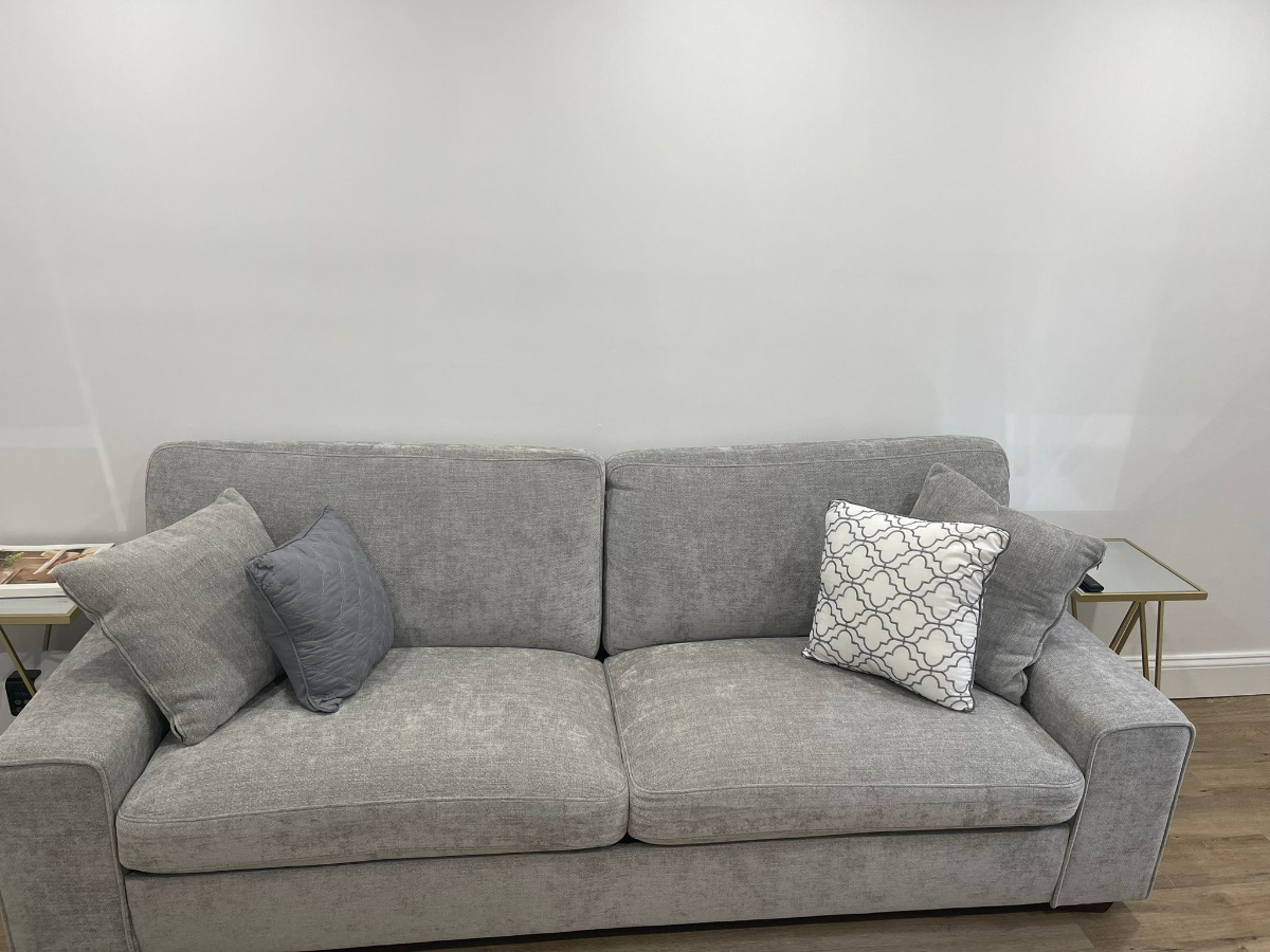 COZY 1 BEDROOM APT IN PELHAM GARDENS, BRONX - Photo 4