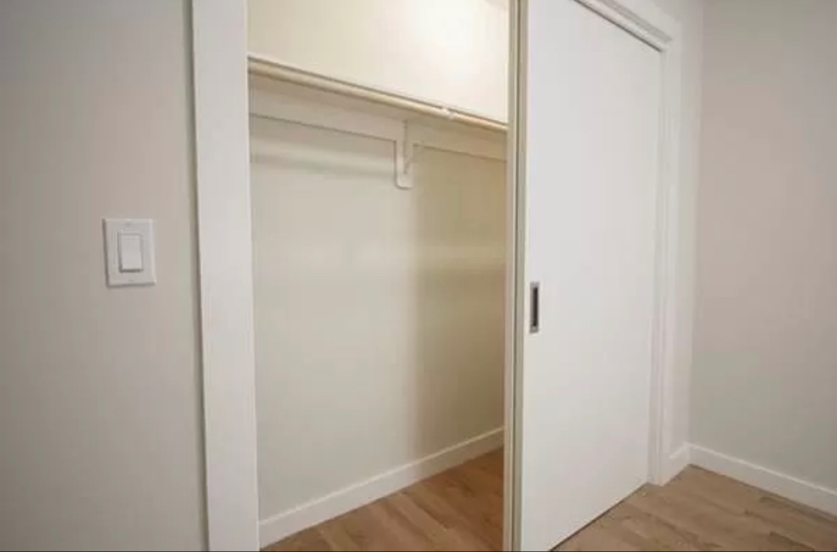 1 Bedroom w/ Private Bathroom, Wash/Dryer in a 2B/2B Apt - Photo 5