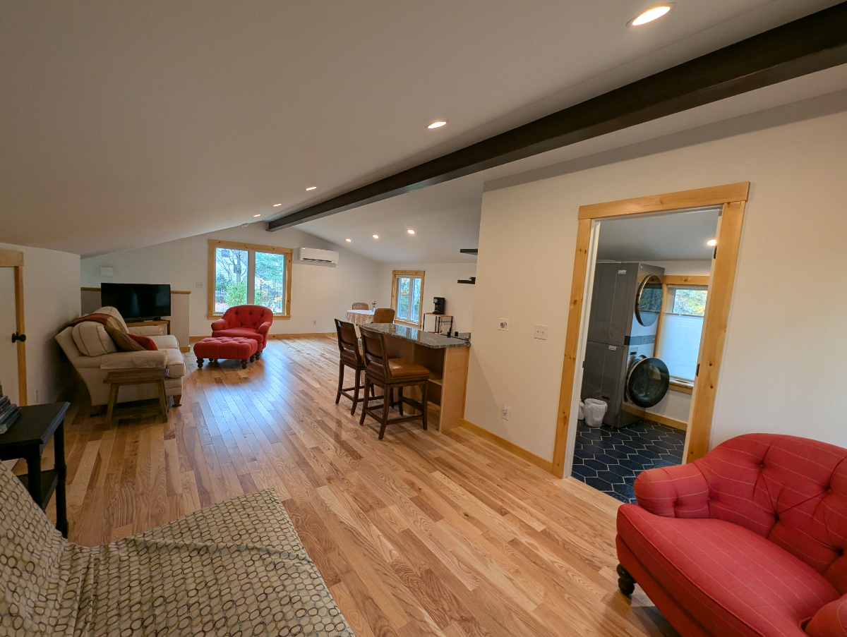 Beautiful light-filled new apartment in Richmond - Photo 2